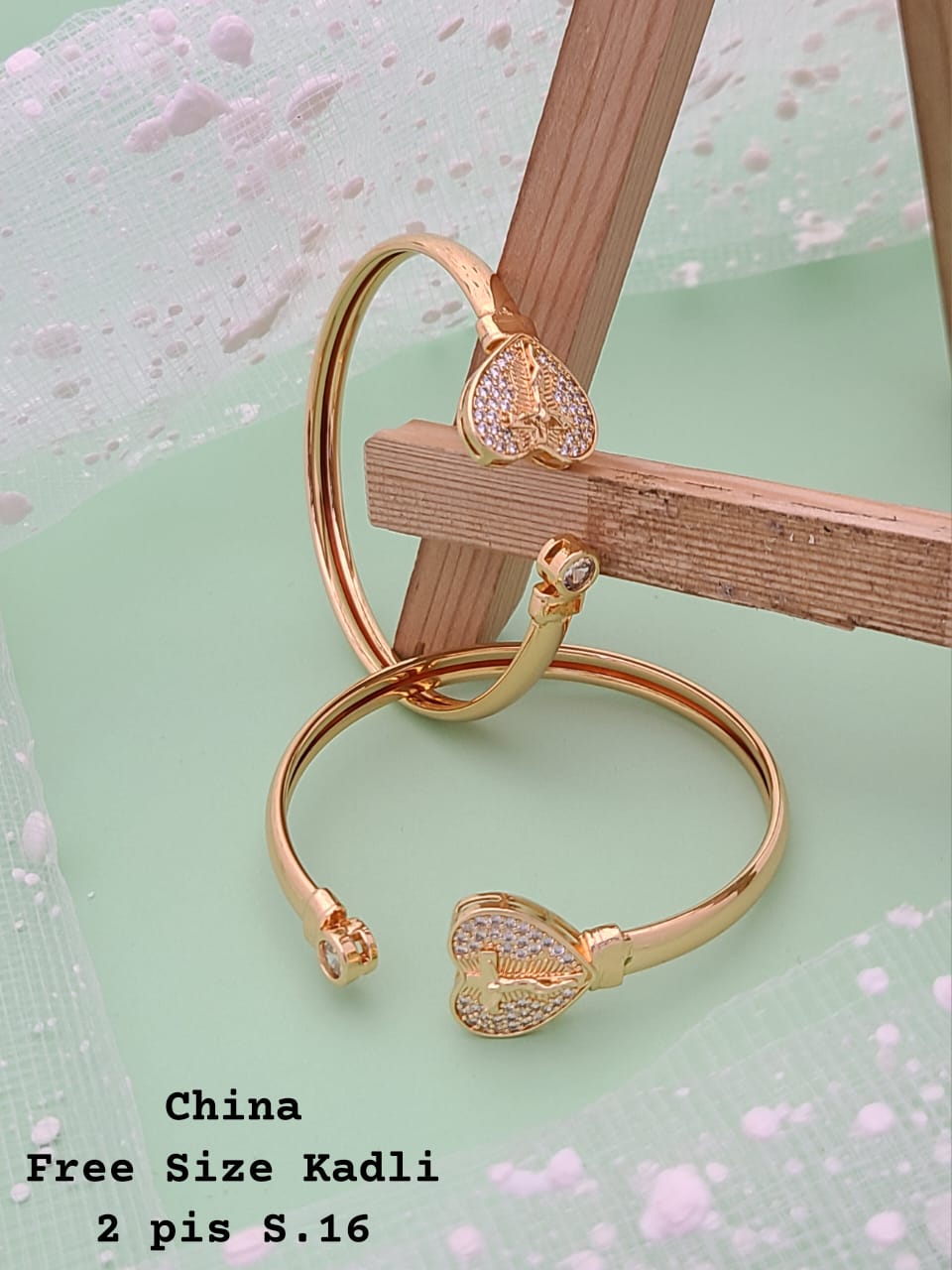 China Designer Daily Wear Kadli Bracelets Wholesale Price In Surat
